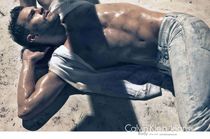 Charlie Red seduces her