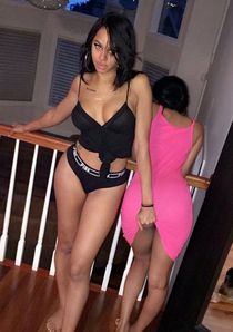 Alexis Grace flashes