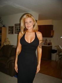 Amateur emo slut Joanna